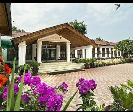Jamal Resorts Srīnagar Екстериор снимка