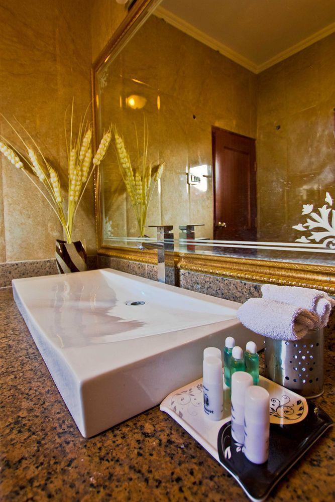 Jamal Resorts Srīnagar Екстериор снимка